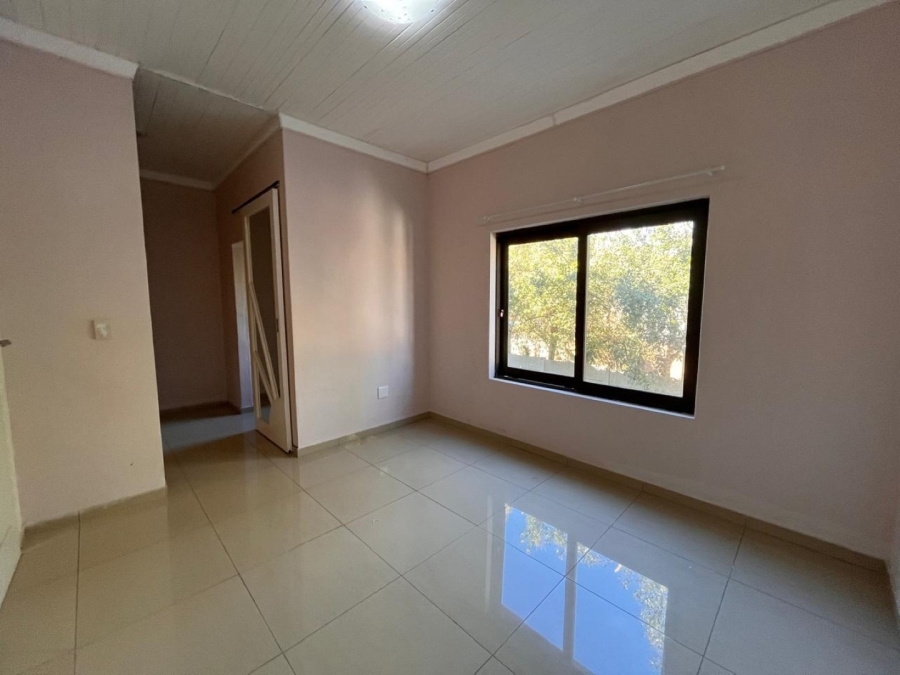 4 Bedroom Property for Sale in Palmiet Western Cape